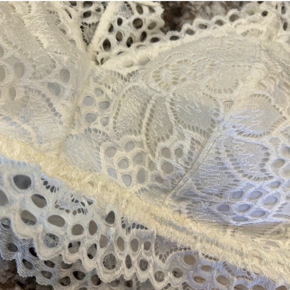 Maurices White/Ivory Lace Bralette with Racerback NWOT Size Large - Picture 3 of 7